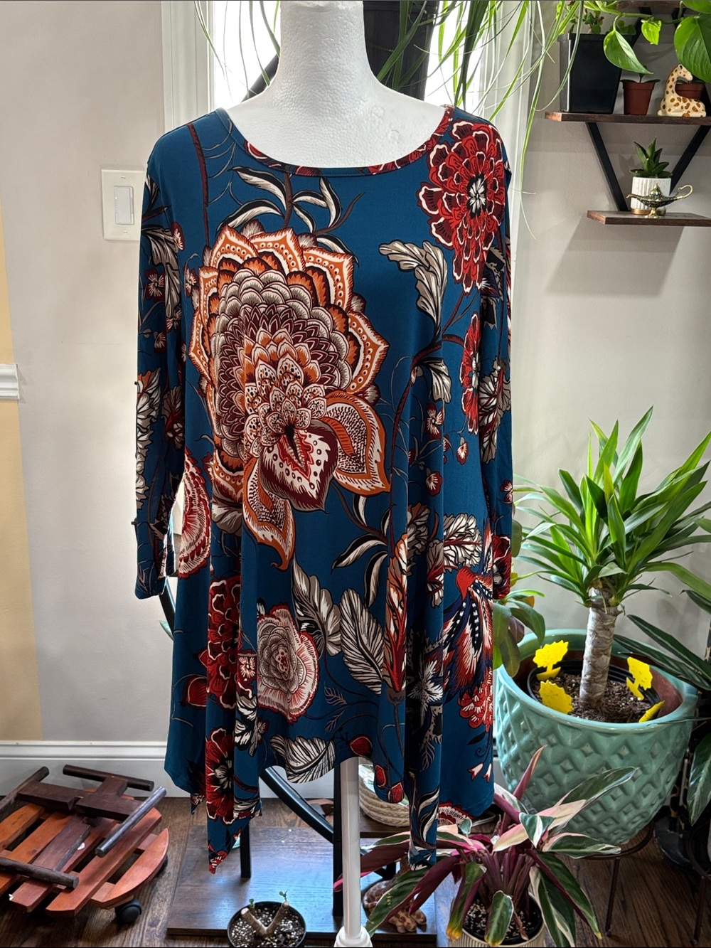 NorthStyle Floral Swing Tunic Top in Teal size M
